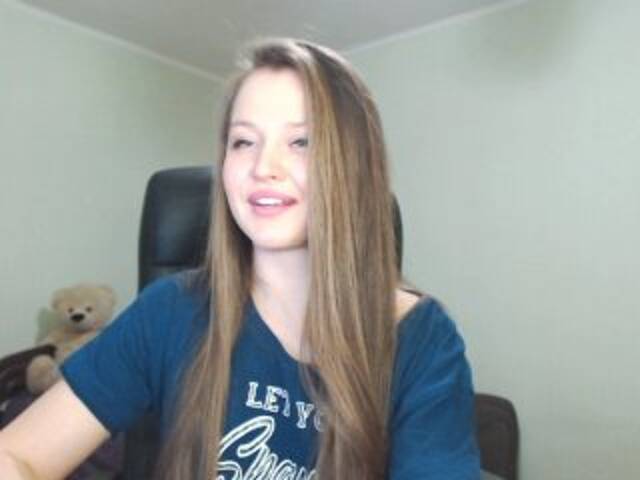 Скриншоты трансляции _YoungGirl_