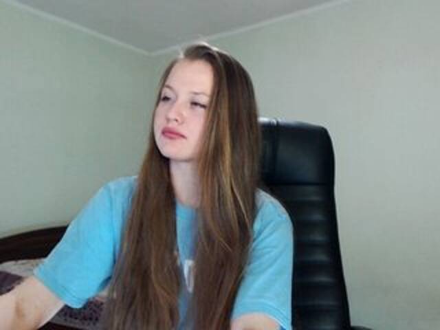 Скриншоты трансляции _YoungGirl_