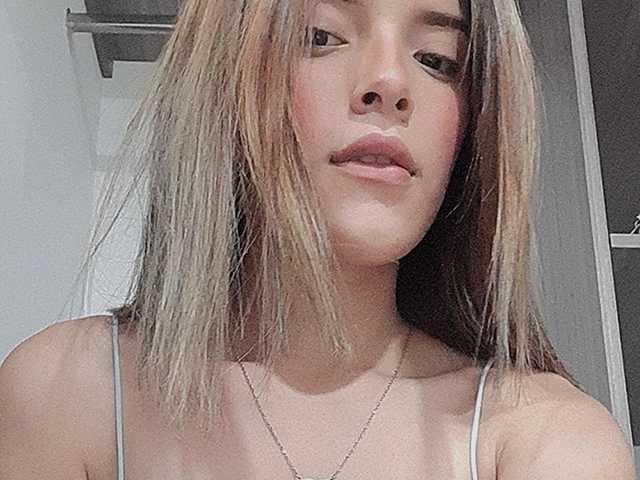 Фотография профиля barelylegal11