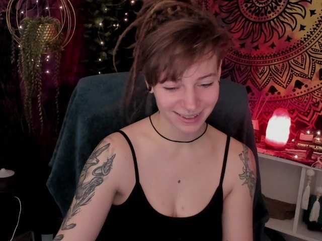 Скриншоты трансляции BayleeDesire