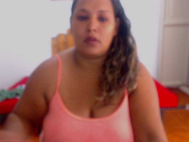 Скриншоты трансляции bbwtasti