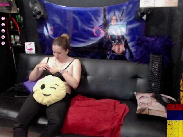 Скриншоты трансляции Beautgirls