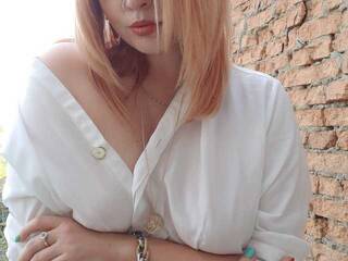 Эротический видеочат Beginning