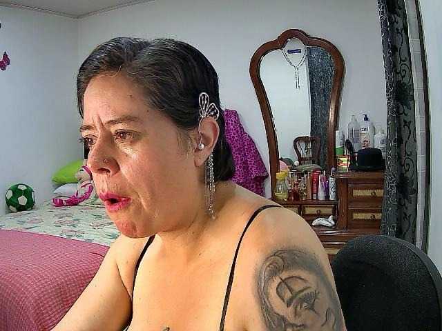 Скриншоты трансляции bella-devil