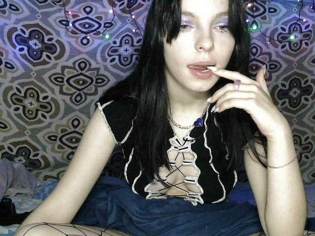 Скриншоты трансляции BellaaSweet