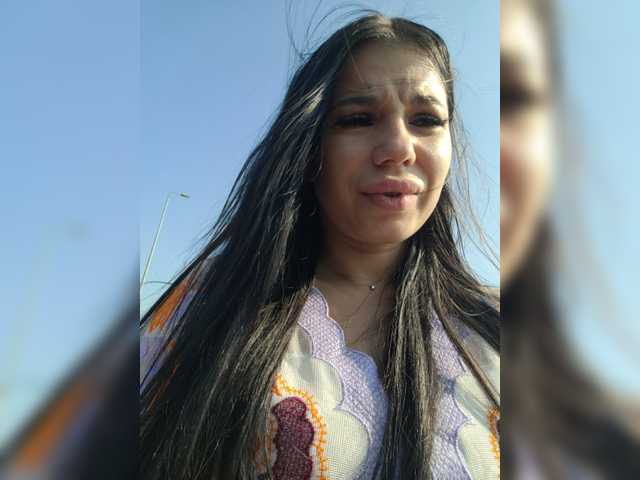 Скриншоты трансляции BellaLike