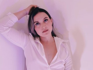 Эротический видеочат Bellamiller04