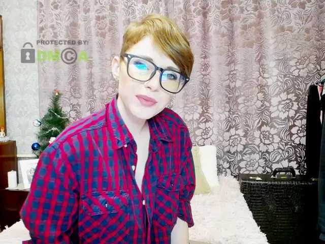 Скриншоты трансляции BellaMoon