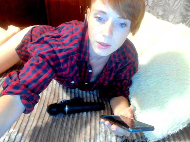 Скриншоты трансляции BellaMoon