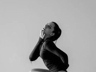 Эротический видеочат BellaTasty