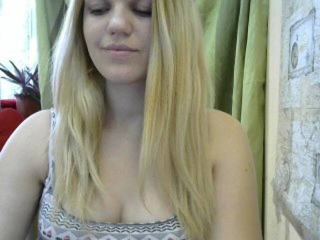 Скриншоты трансляции BellyBella