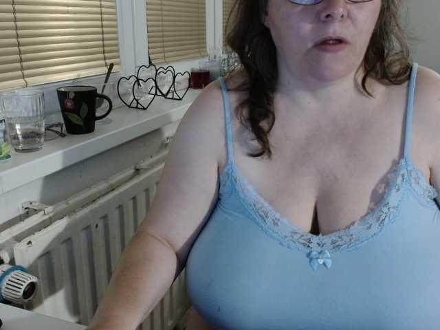Скриншоты трансляции Bessy123