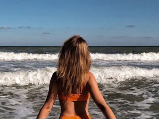 Эротический видеочат KrIsTaLik13