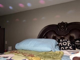 Эротический видеочат SarenaSoThick