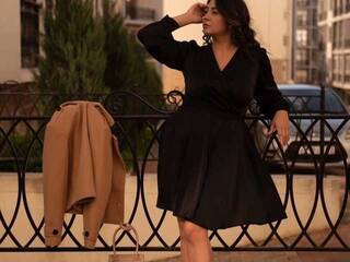 Эротический видеочат Black00pearl