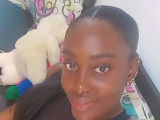 Эротический видеочат BlackkGoddes