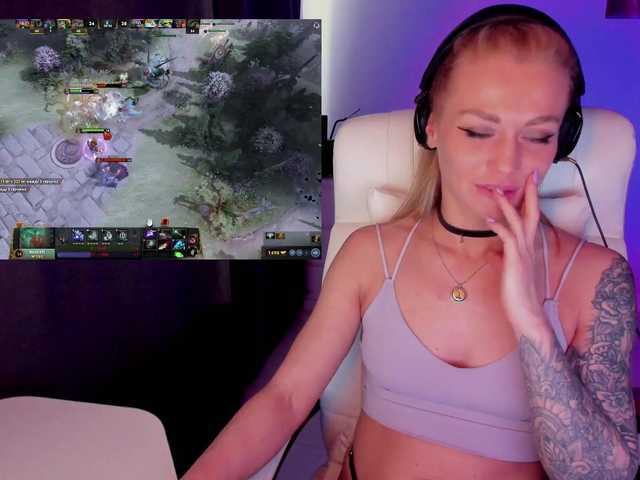 Скриншоты трансляции DigitalAlexa