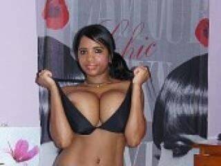 Эротический видеочат blacksusi