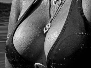 Эротический видеочат blkfantasy1