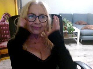 Эротический видеочат BlondeSofia