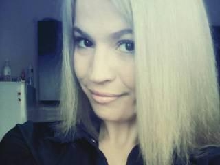 Эротический видеочат blondestar