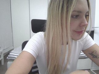Эротический видеочат Blondie8853