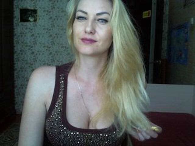 Скриншоты трансляции blondyle