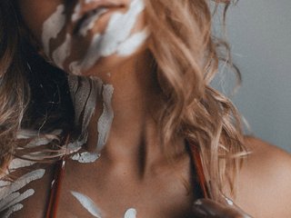 Эротический видеочат BombonSweeth