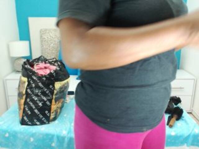 Скриншоты трансляции BombShell2u