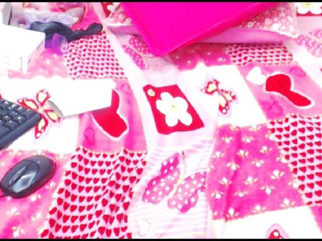 Скриншоты трансляции BombShell2u