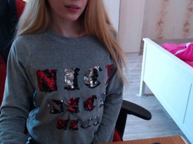 Скриншоты трансляции Love_vikki