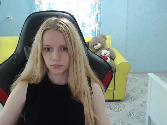 Скриншоты трансляции Love_vikki