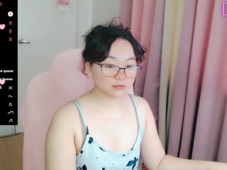 Эротический видеочат MCutie