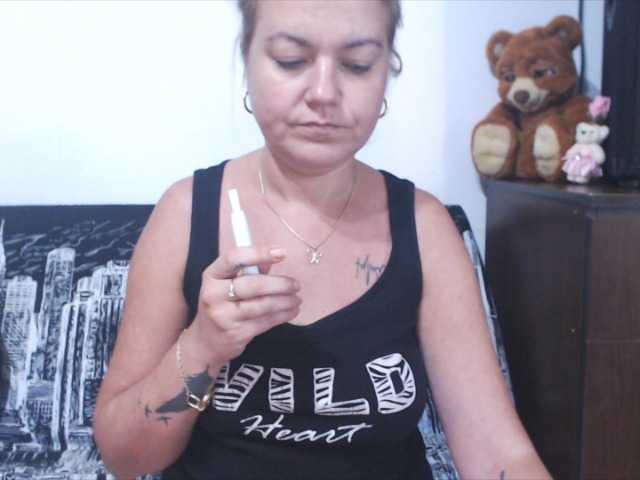 Скриншоты трансляции Softhottmilf