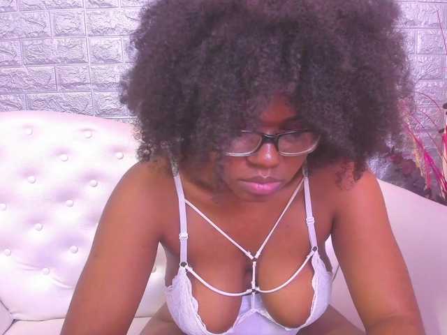 Фотографии BonnieRoss SQUIRT / CONTROL ME / LUSH ON / Give me a pleassure to squirt and all your face !! #ebony #latina #bigboobs #18 412