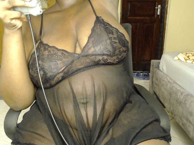 Скриншоты трансляции Boobyz