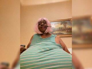 Эротический видеочат BosomBuddy