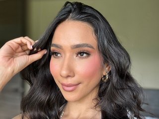 Эротический видеочат BrendaMilllss