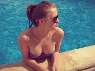 Эротический видеочат brianasweet