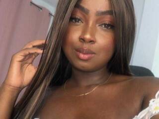 Эротический видеочат Brittanyjhonnns