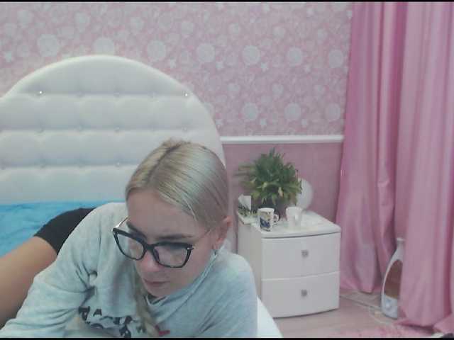 Скриншоты трансляции BunnySue