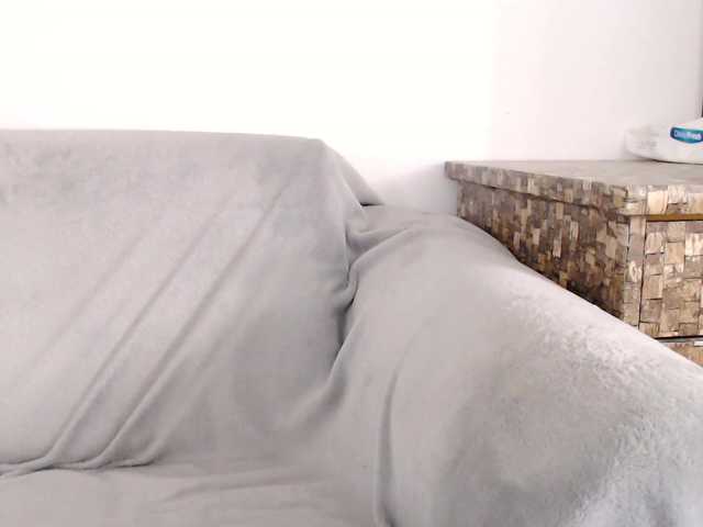 Скриншоты трансляции BustySteffy