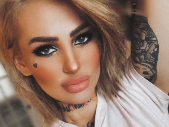 Фотография профиля CallMeBadGirl