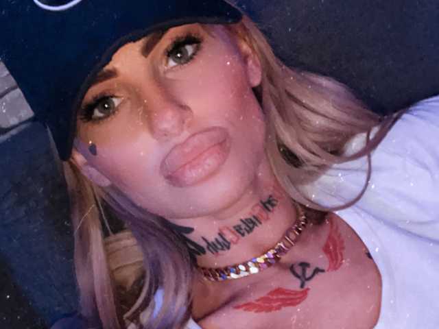 Фотография профиля CallMeBadGirl