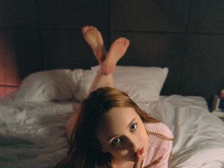 Эротический видеочат CallYes