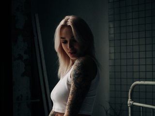 Эротический видеочат CamelliaMoon
