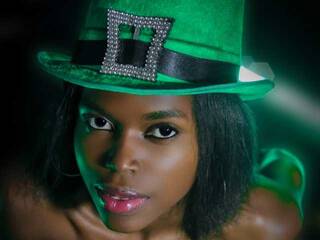 Эротический видеочат CamilaRachell