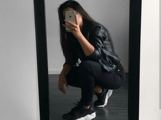 Эротический видеочат Camilarico29