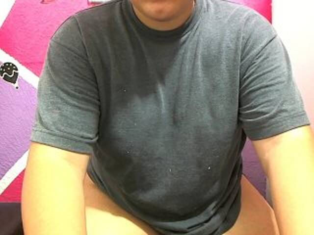 Скриншоты трансляции Cammyhotxx