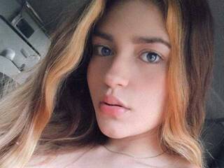 Эротический видеочат Camxc